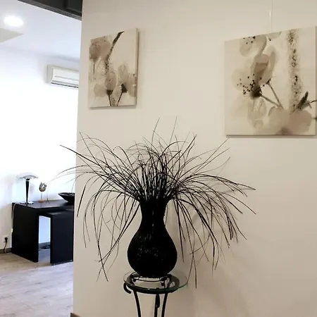 Independant Tres Calme Dans Propriete Apartment Saint-Loubes