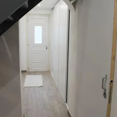 Apartment Independant Tres Calme Dans Propriete